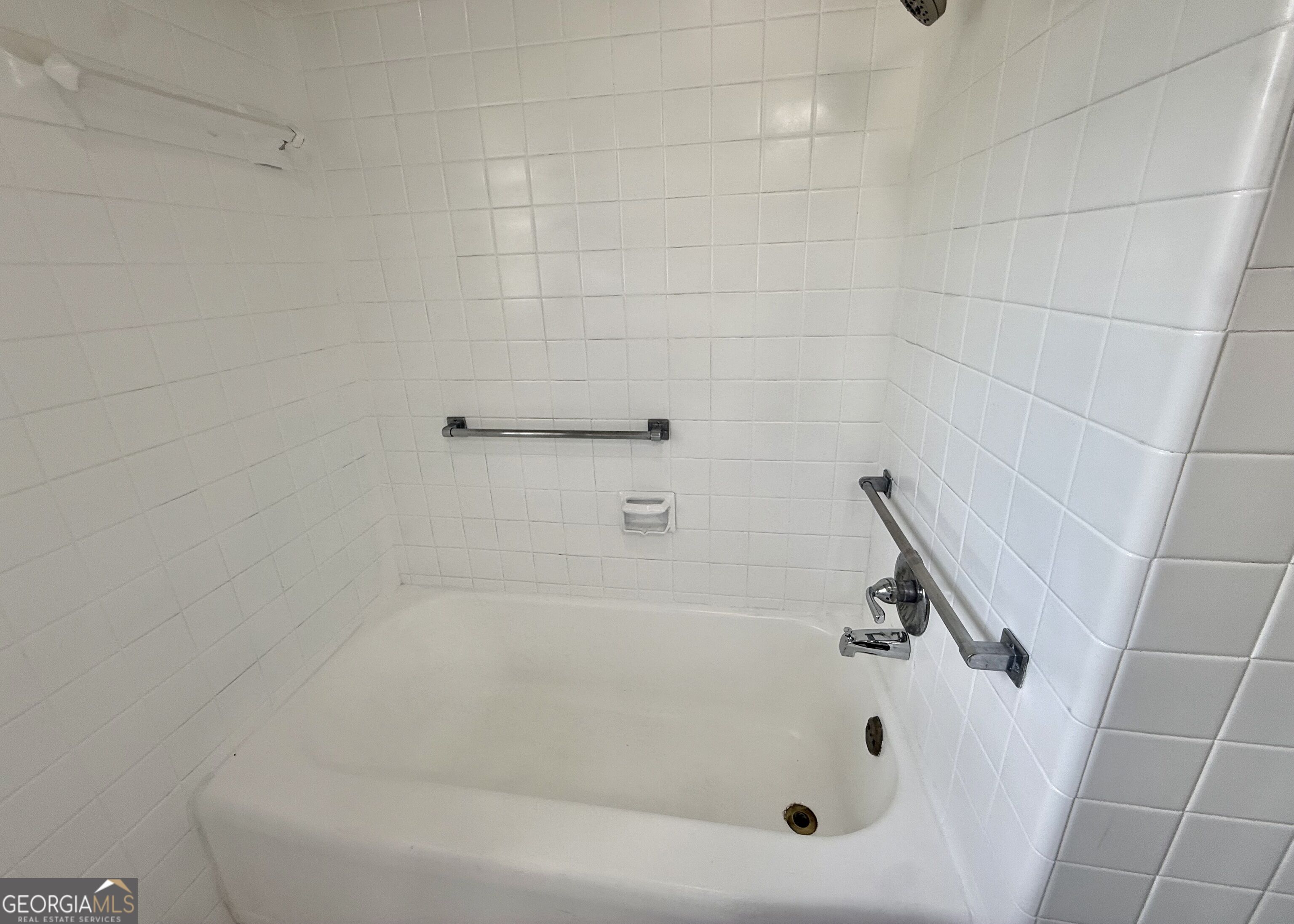 5 E Valley Road Ne Property Photo 14