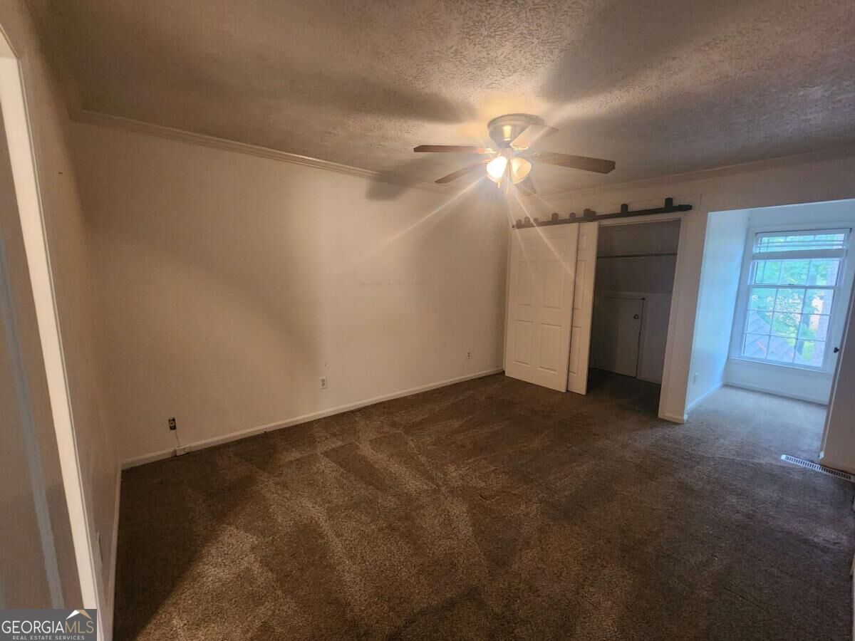4155 N Gloucester Place Property Photo 12