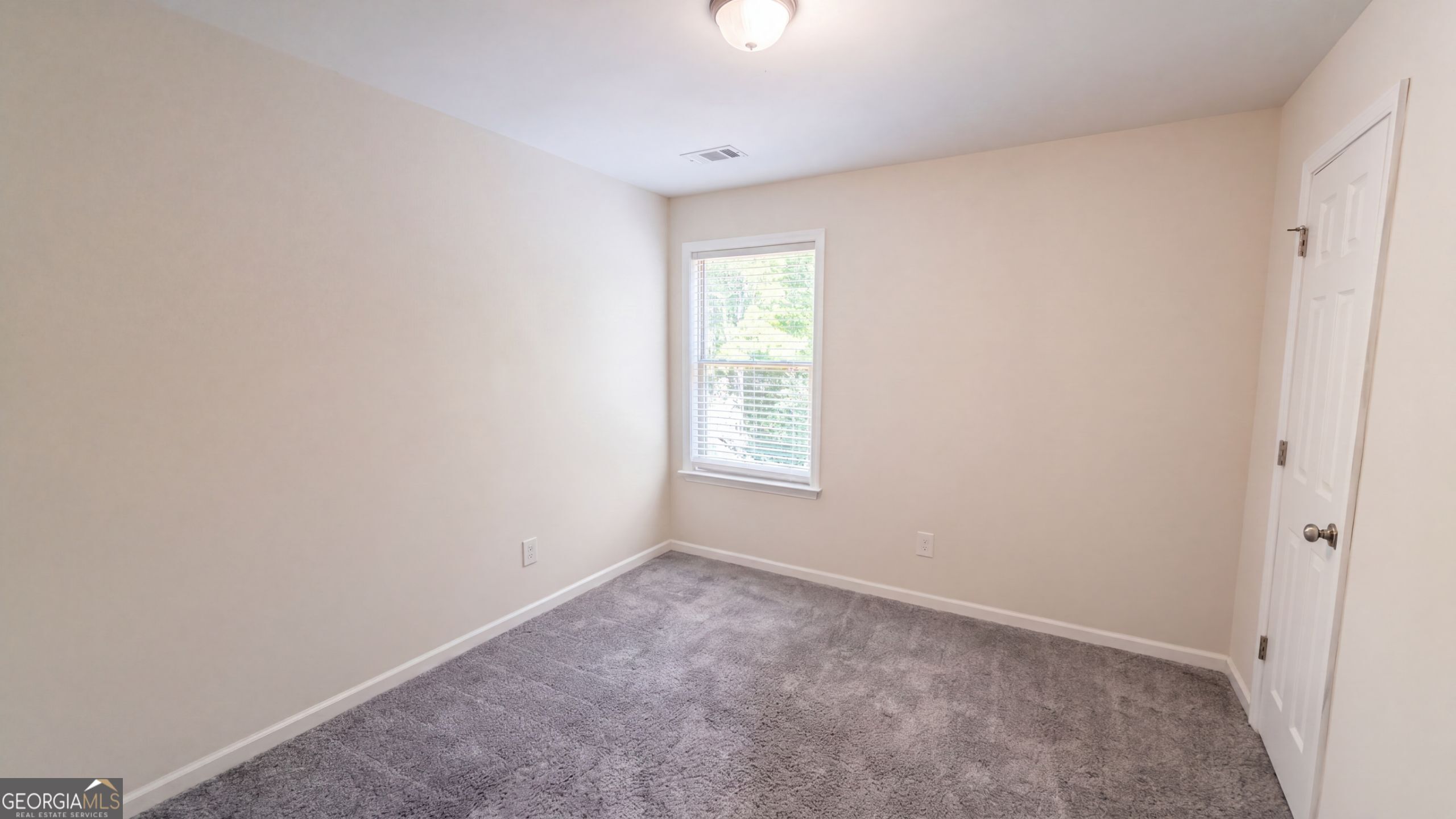 90 Ascott Trace Property Photo 12