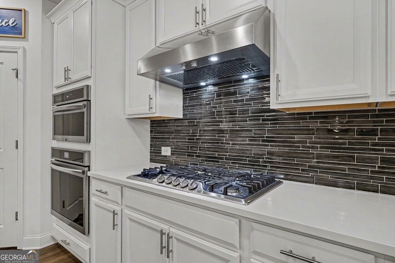 1106 Durham Road Property Photo 12