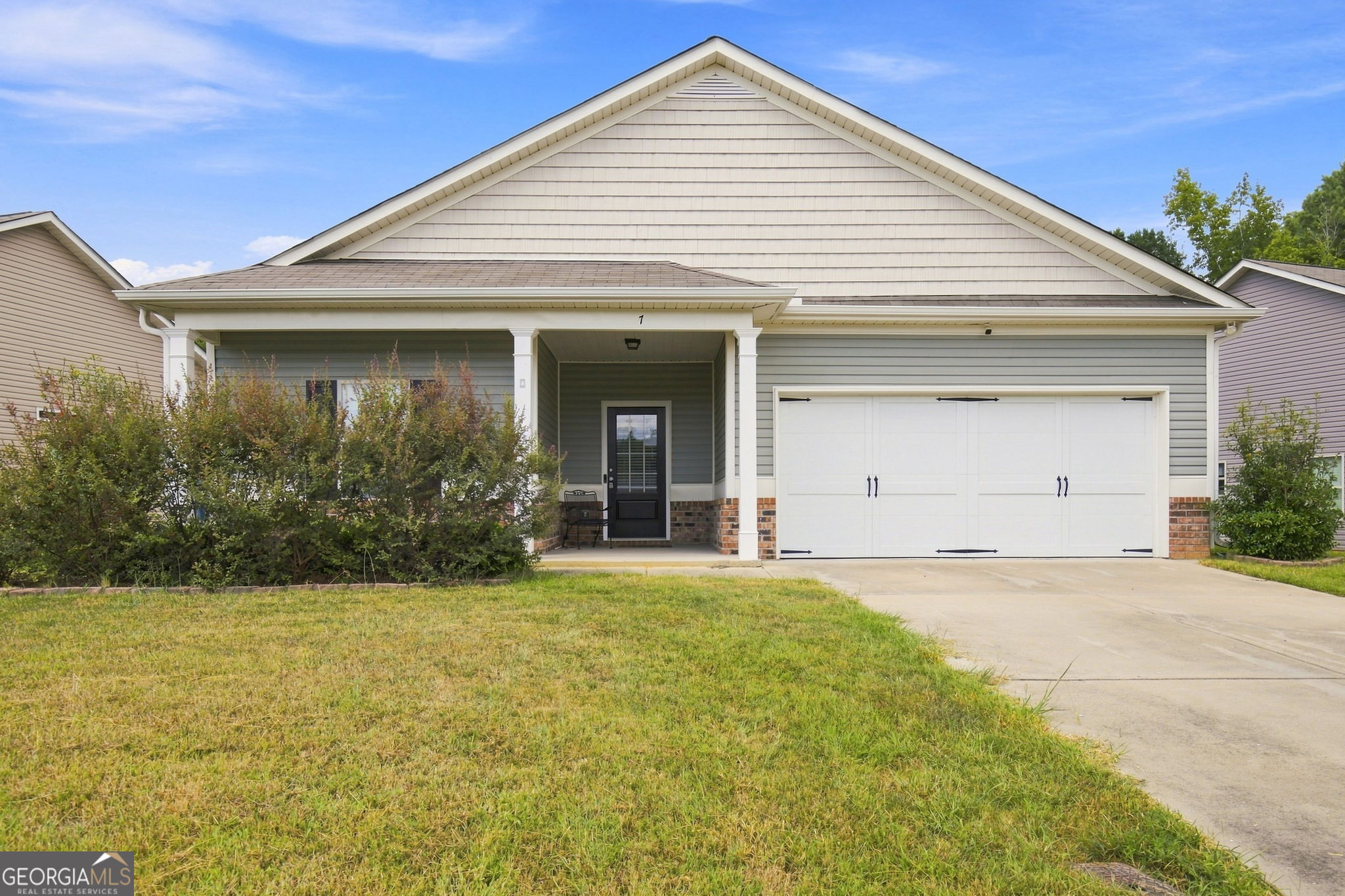 7 Grandberry Court SW Property Photo 1