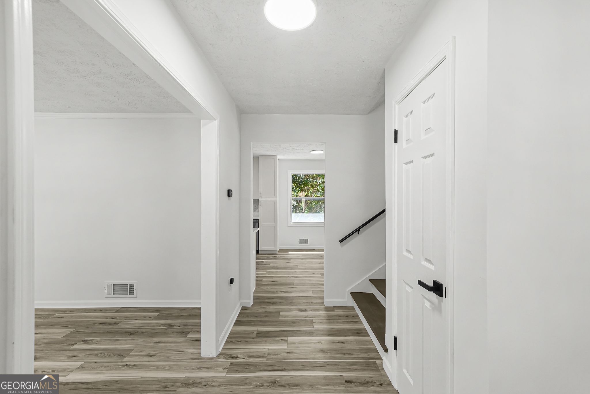 3103 Windfield Circle Property Photo 4