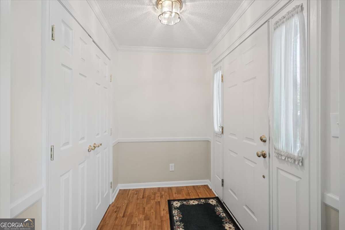 2781 Fernvalley Road Property Photo 5