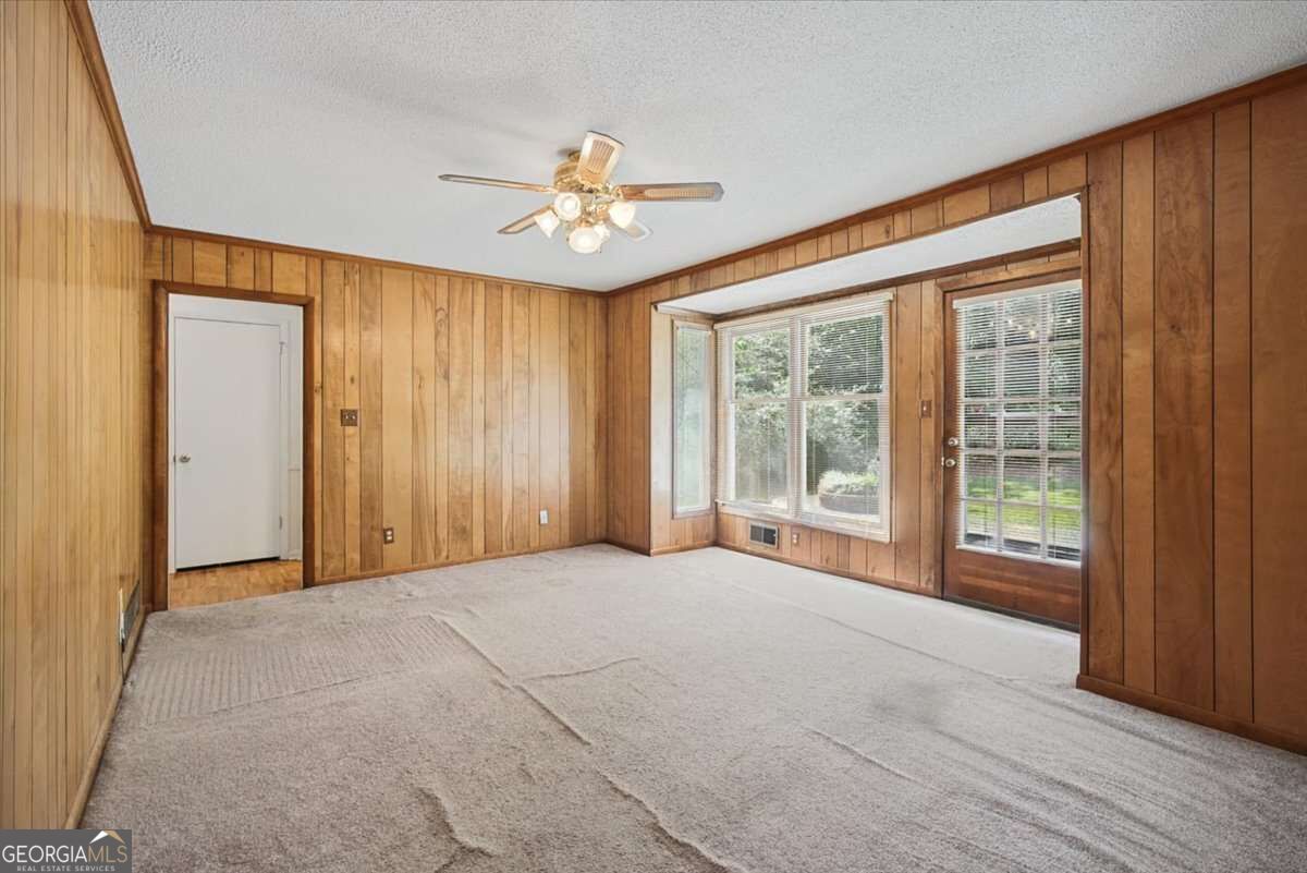 2781 Fernvalley Road Property Photo 16