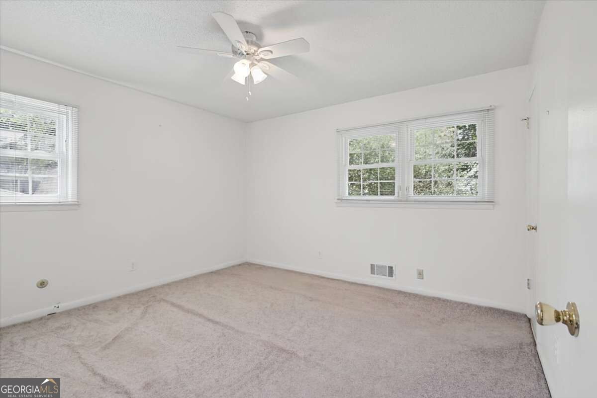 2781 Fernvalley Road Property Photo 22
