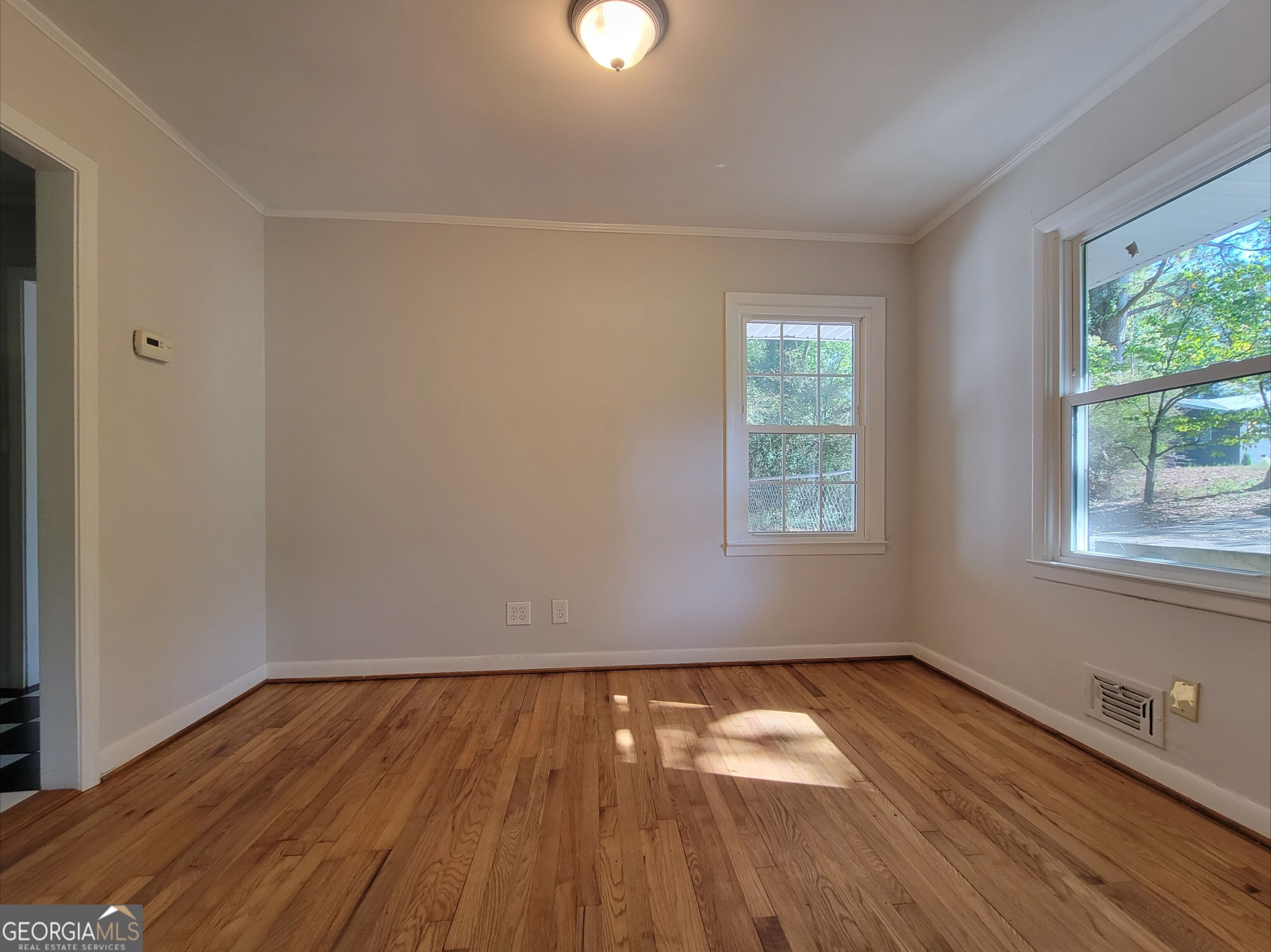 432 Lakeview Drive Sw Property Photo 4
