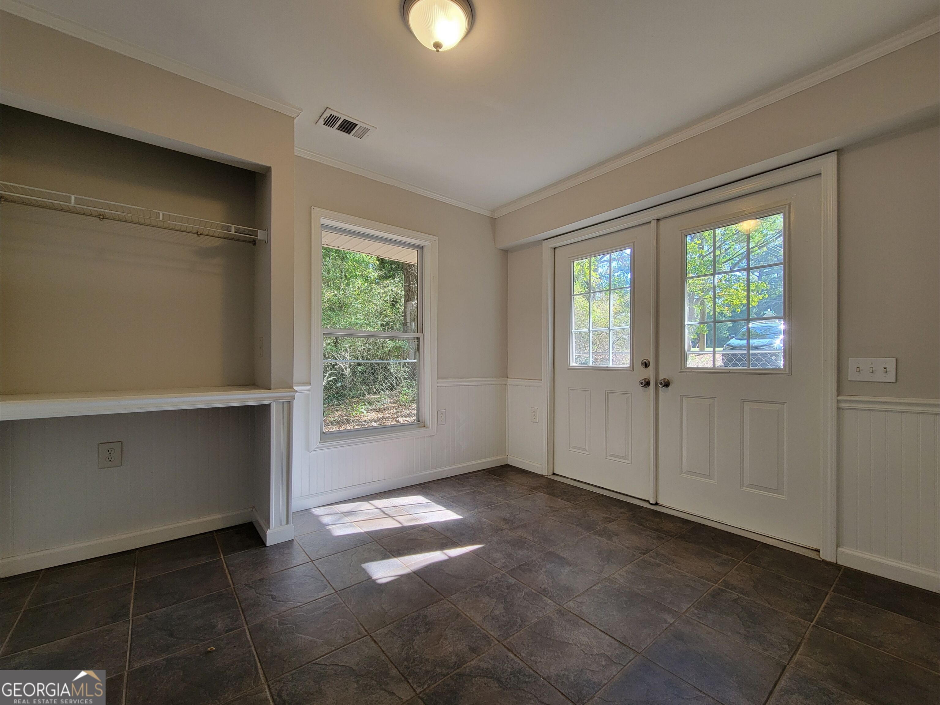 432 Lakeview Drive Sw Property Photo 7