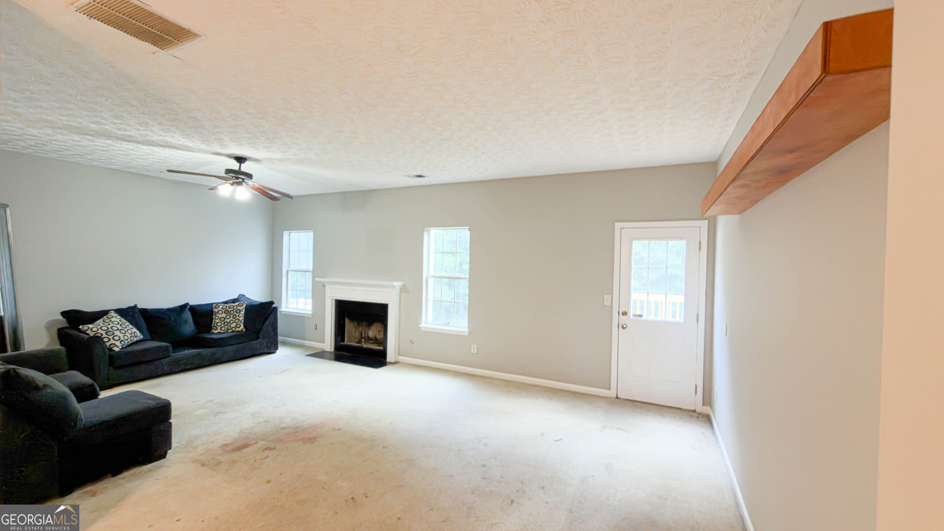 13158 Greywolf Lane Property Photo 4
