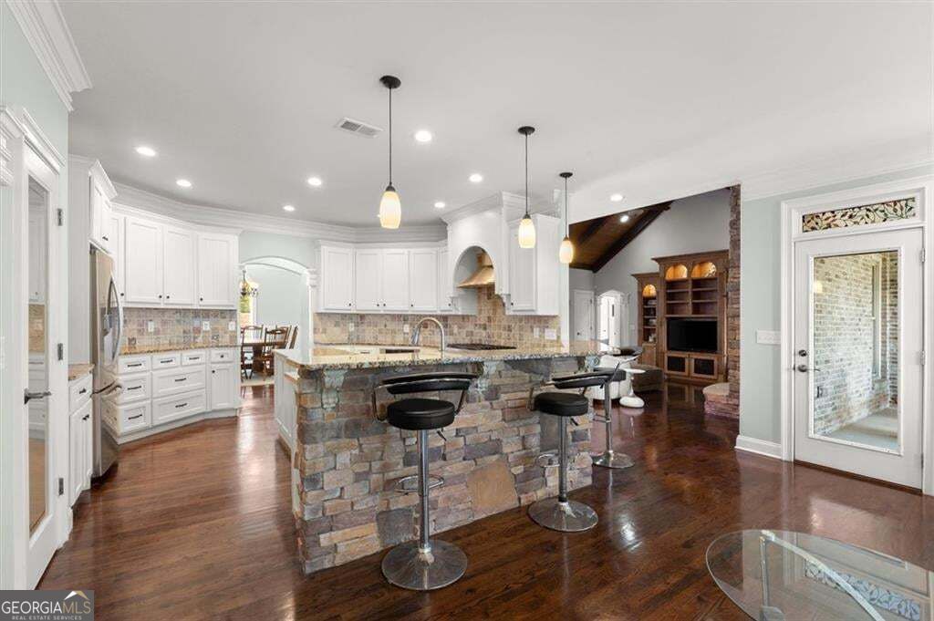101 Bree Lane Property Photo 12