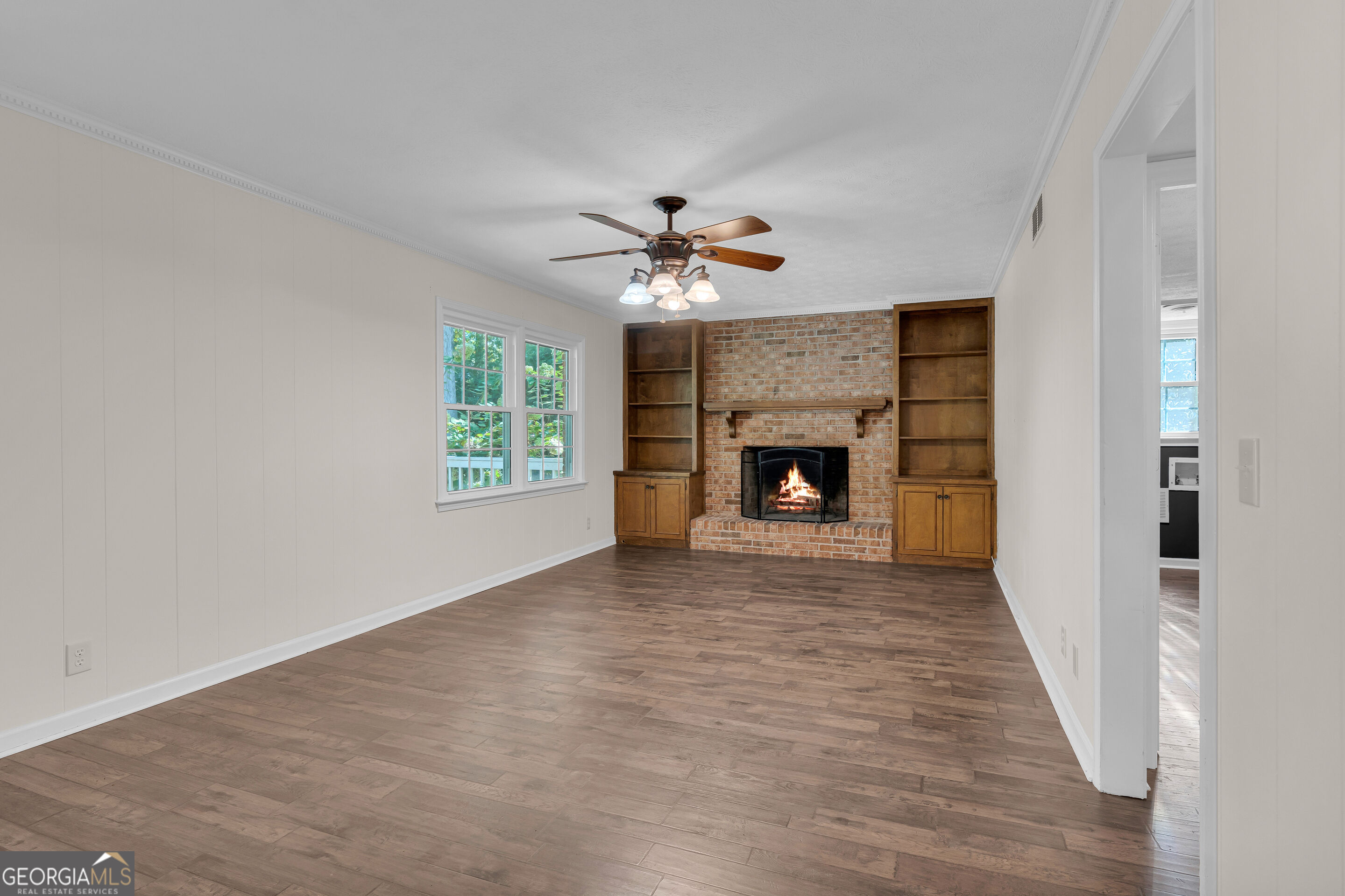 832 Sweet Briar Lane Se Property Photo 6