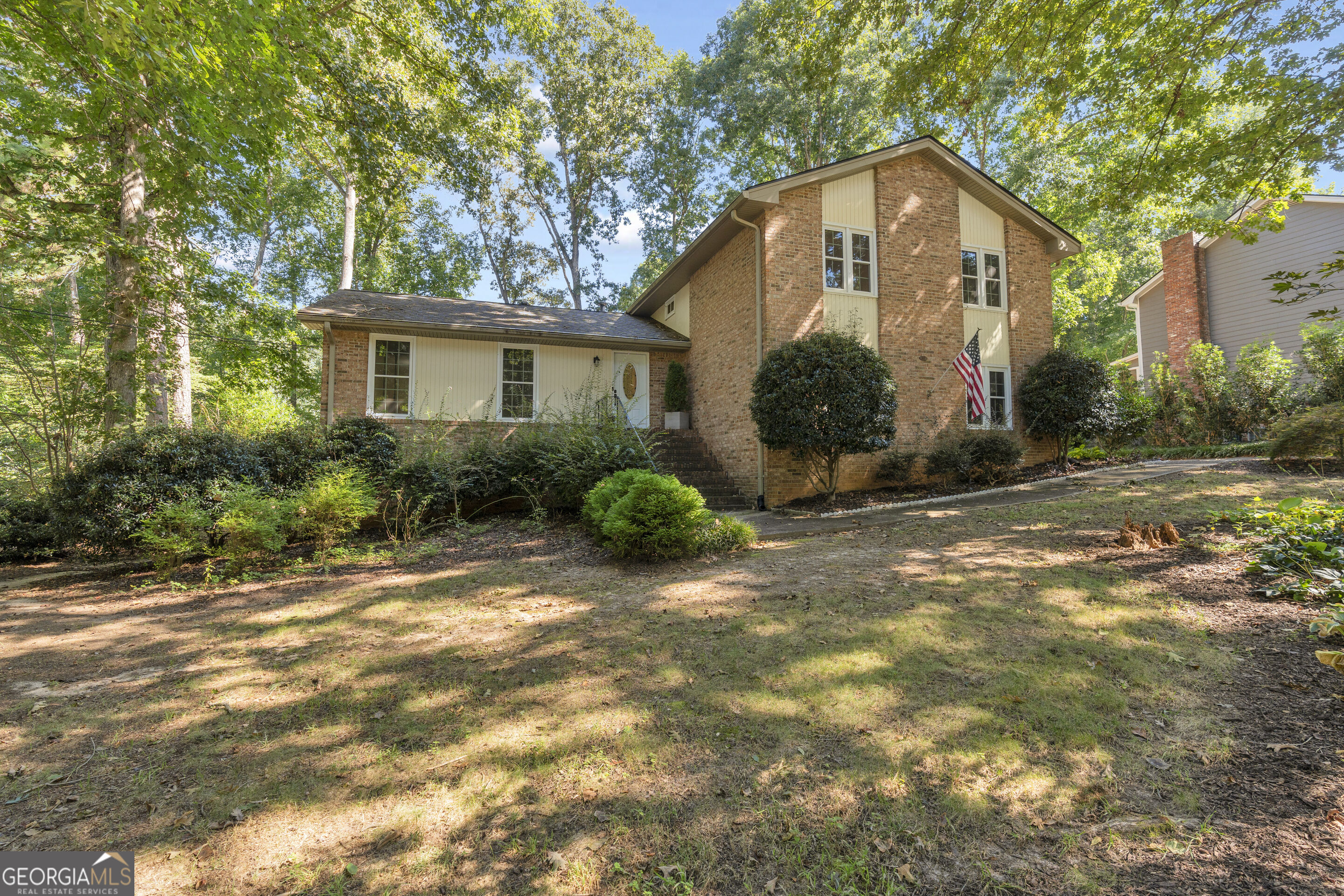 832 Sweet Briar Lane Se Property Photo 10