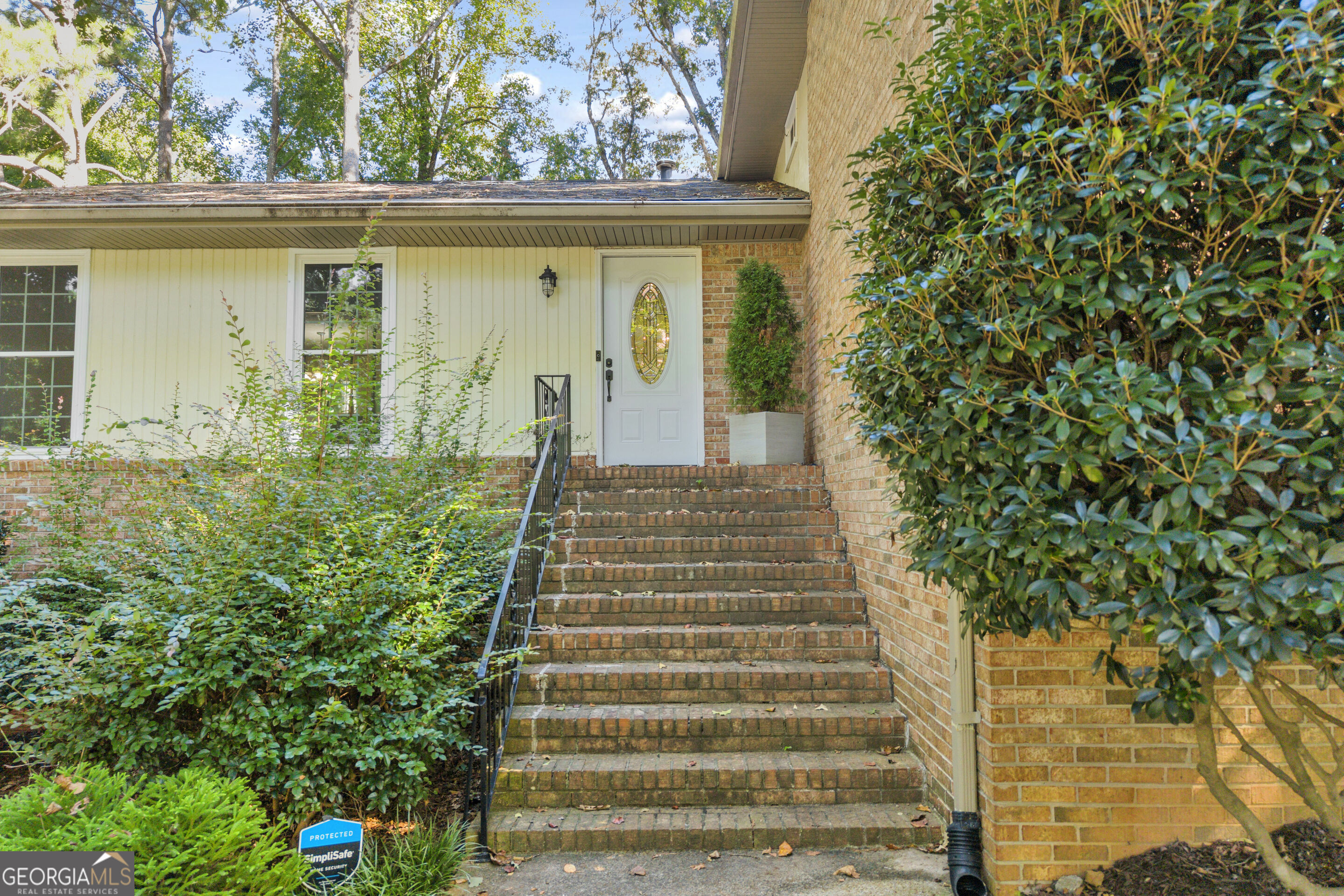 832 Sweet Briar Lane Se Property Photo 12