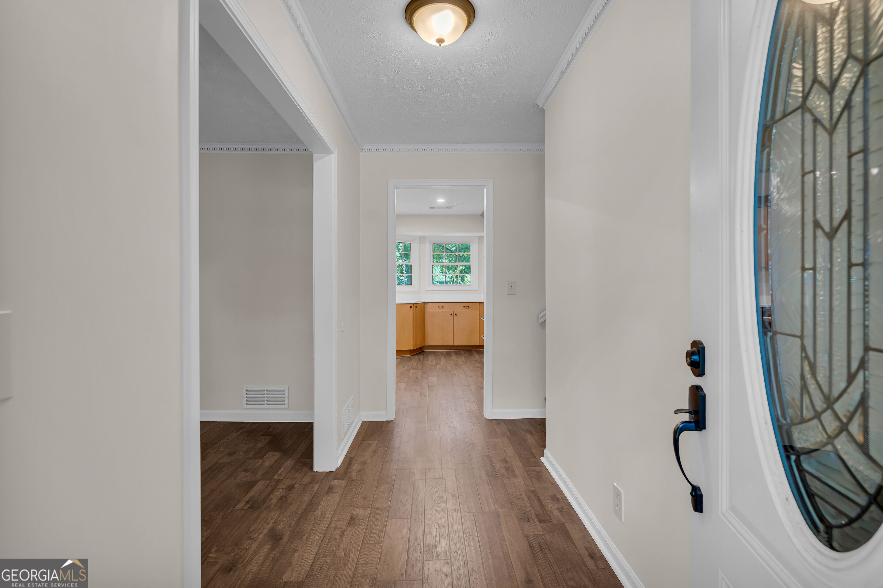 832 Sweet Briar Lane Se Property Photo 13