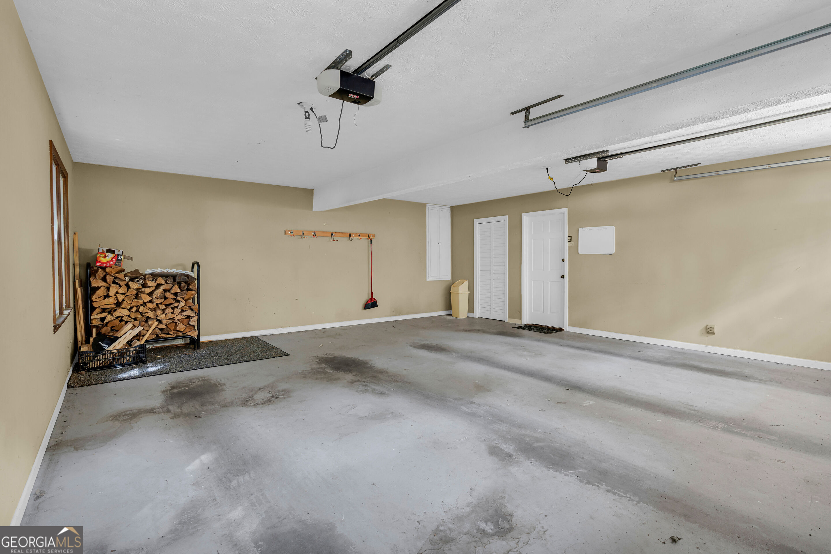 832 Sweet Briar Lane Se Property Photo 60