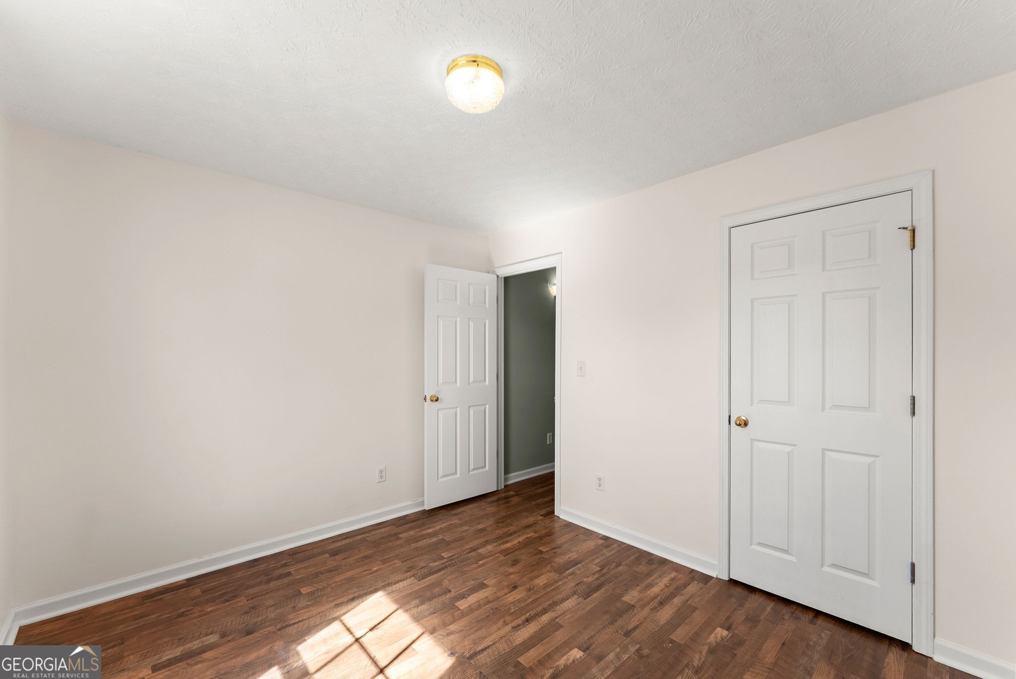 302 Shenandoah Circle Property Photo 16