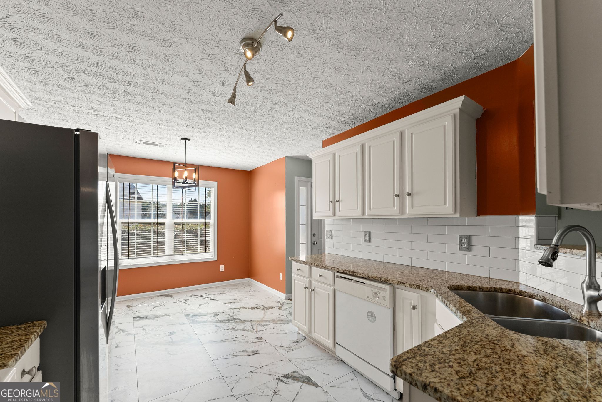 302 Shenandoah Circle Property Photo 17