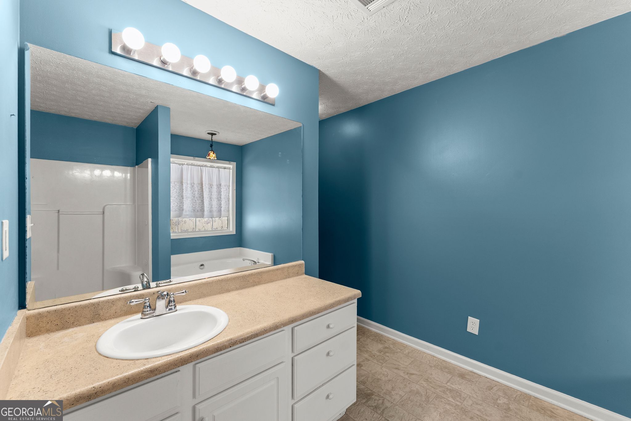302 Shenandoah Circle Property Photo 27