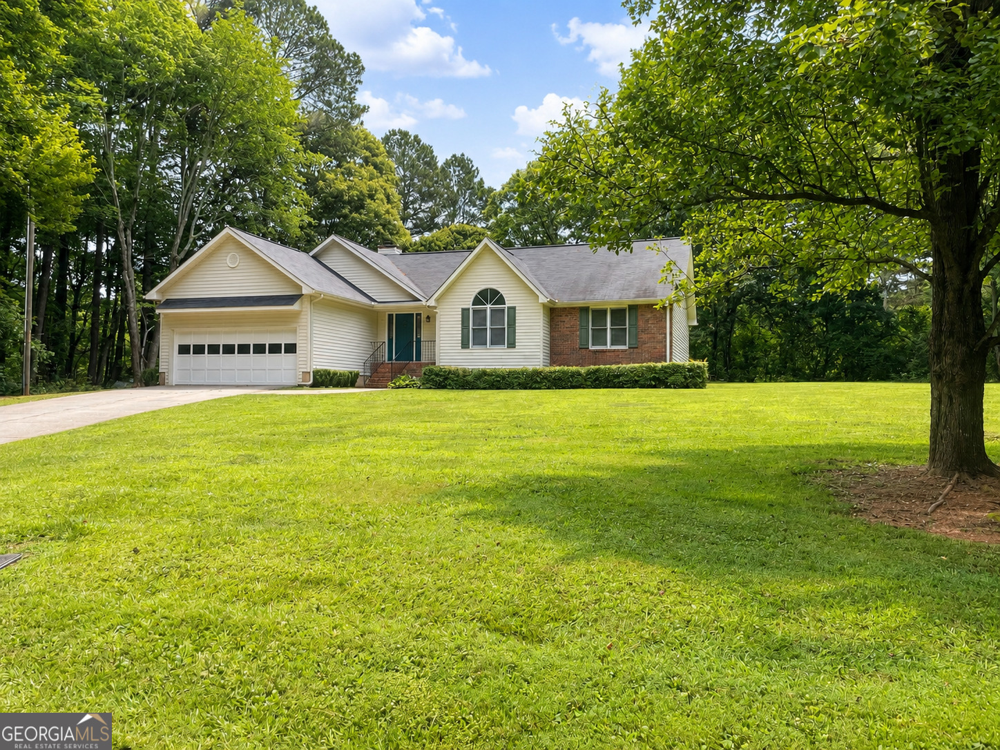 170 Thistledown Place Property Photo 3