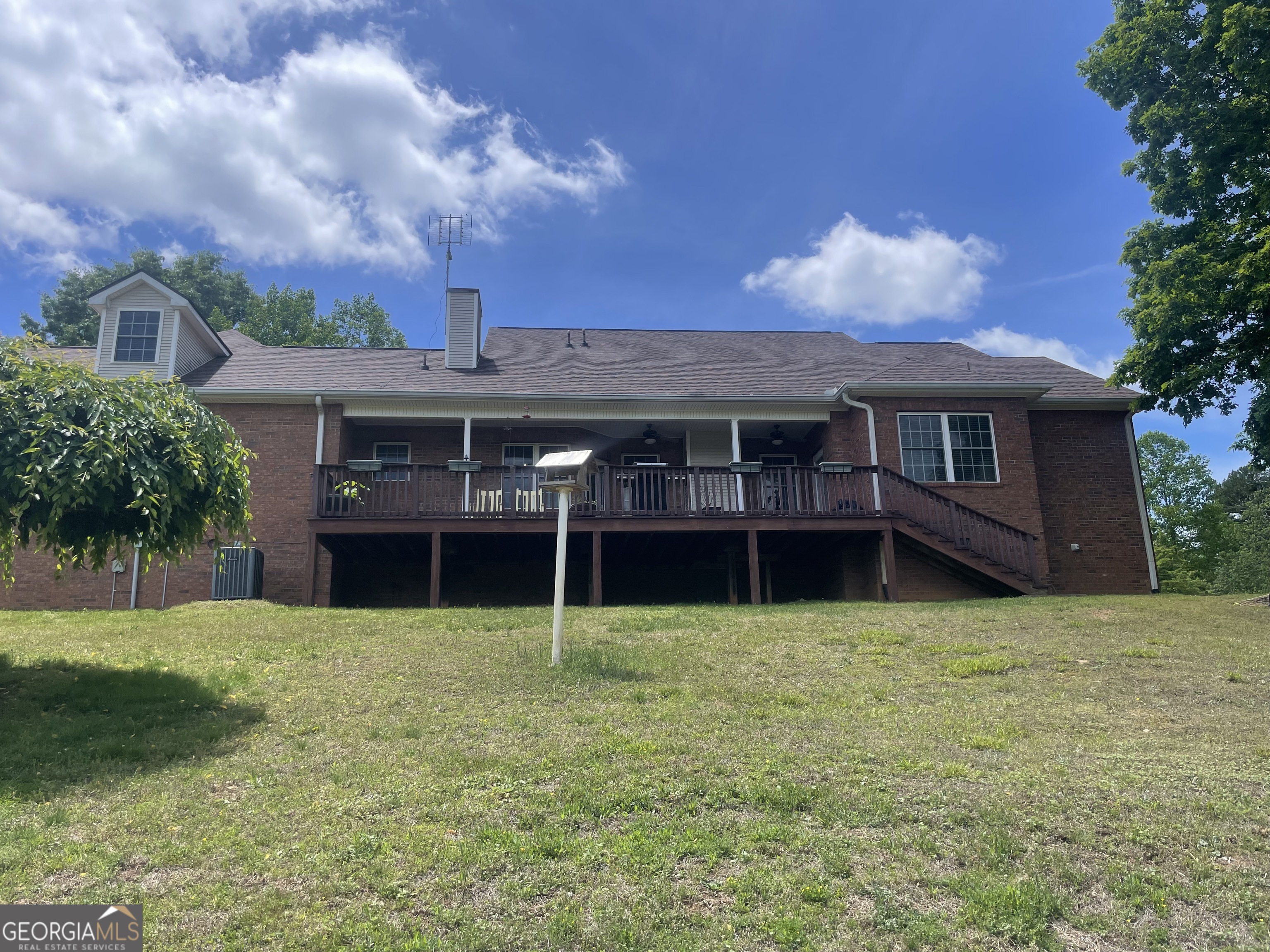 1545 Sam Bell Road Property Photo 4