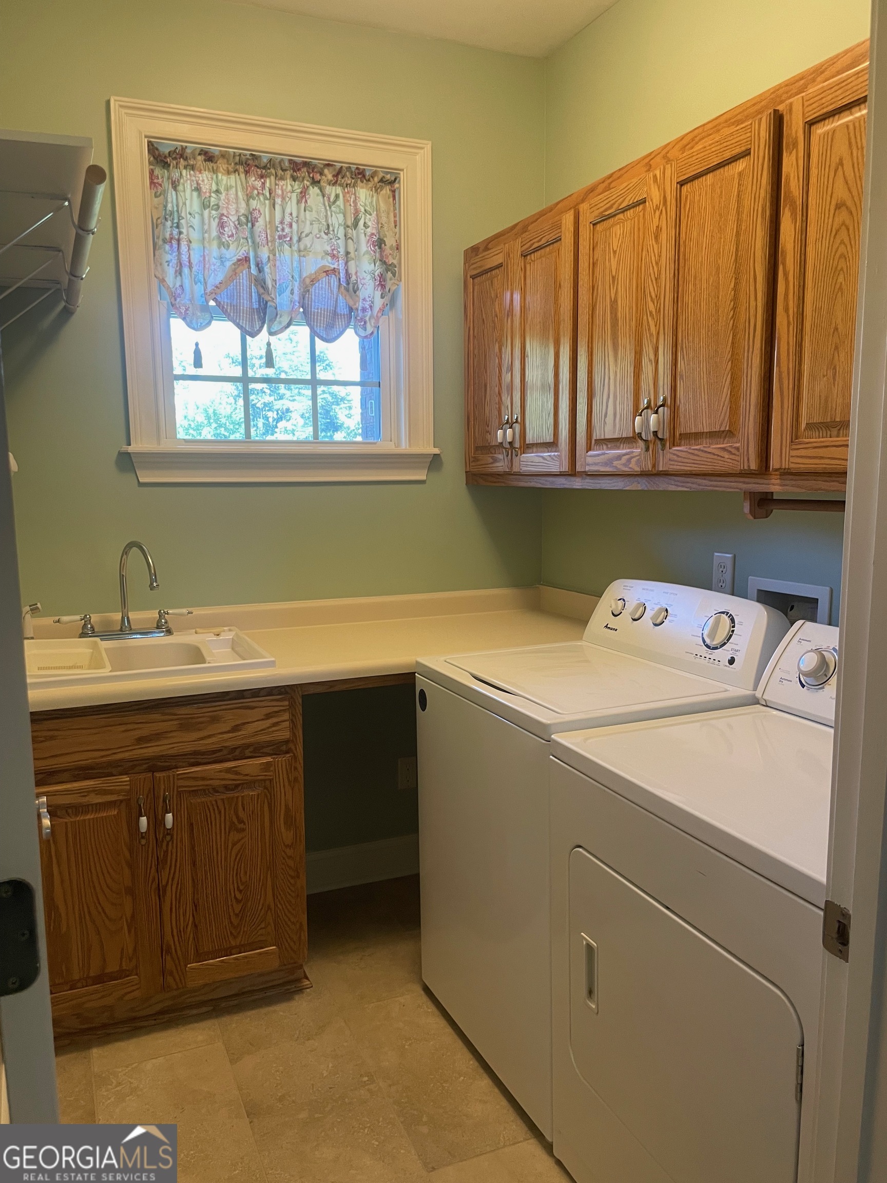 1545 Sam Bell Road Property Photo 21