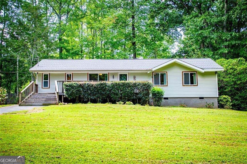 24 White Oak Drive Property Photo 2