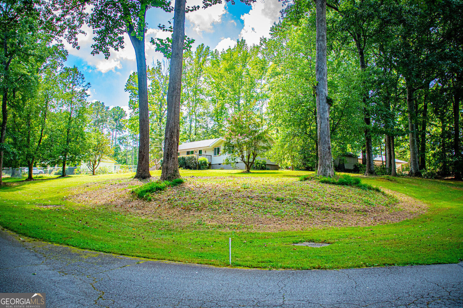 24 White Oak Drive Property Photo 6