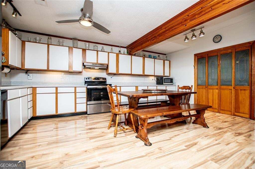 24 White Oak Drive Property Photo 11