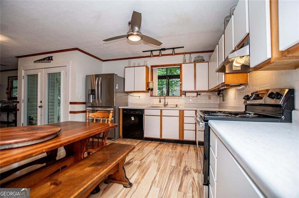 24 White Oak Drive Property Photo 14
