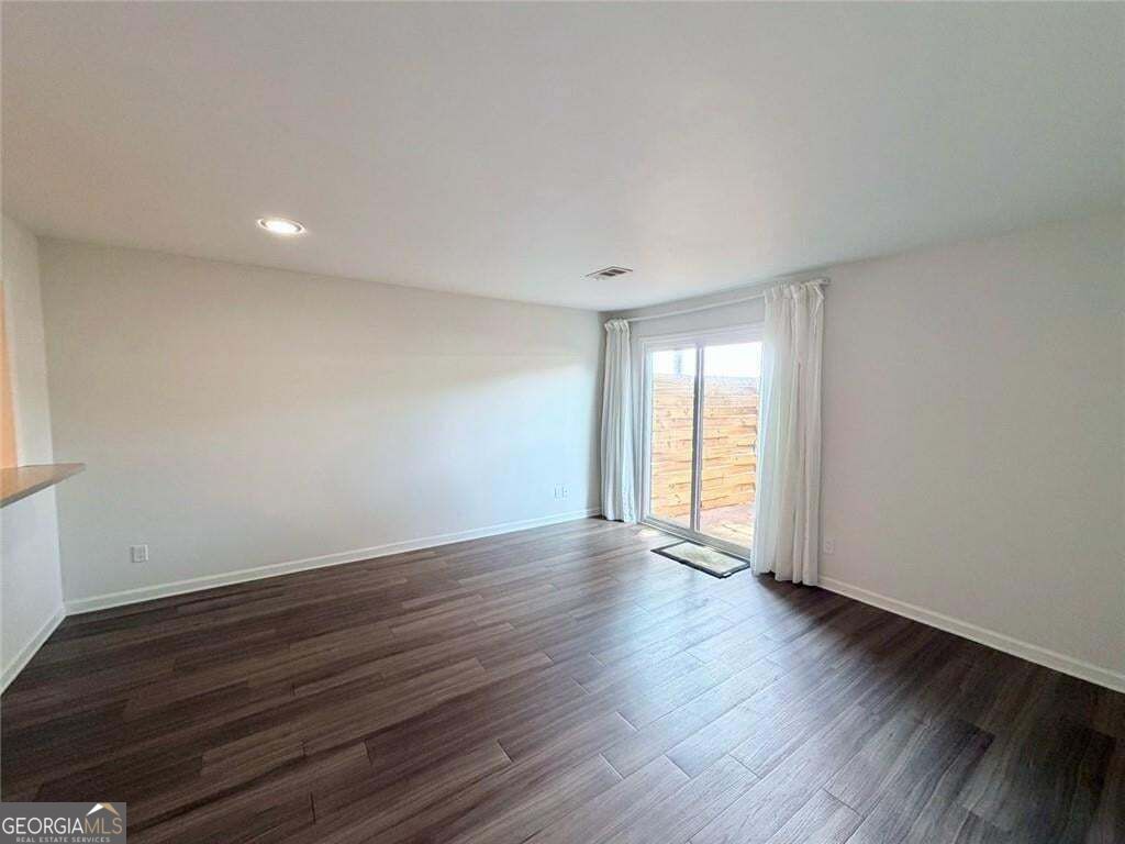3730 Old Flowery Branch Road # I1 Property Photo 5