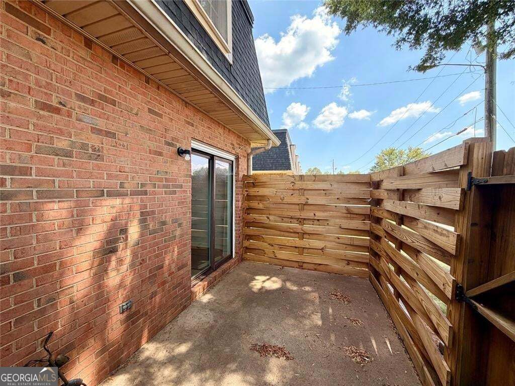 3730 Old Flowery Branch Road # I1 Property Photo 6