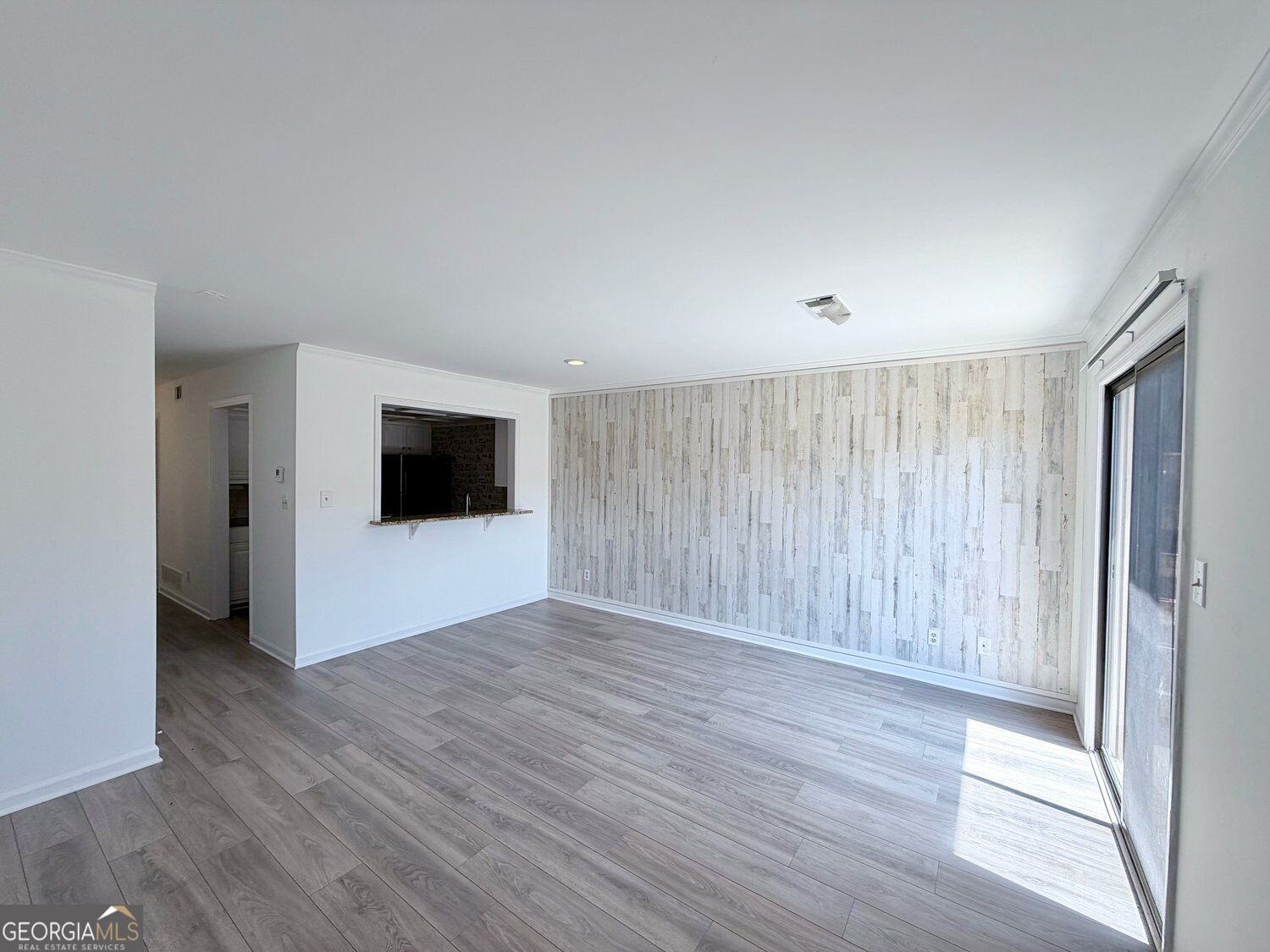 3925 Mountain View Road # E3 Property Photo 7