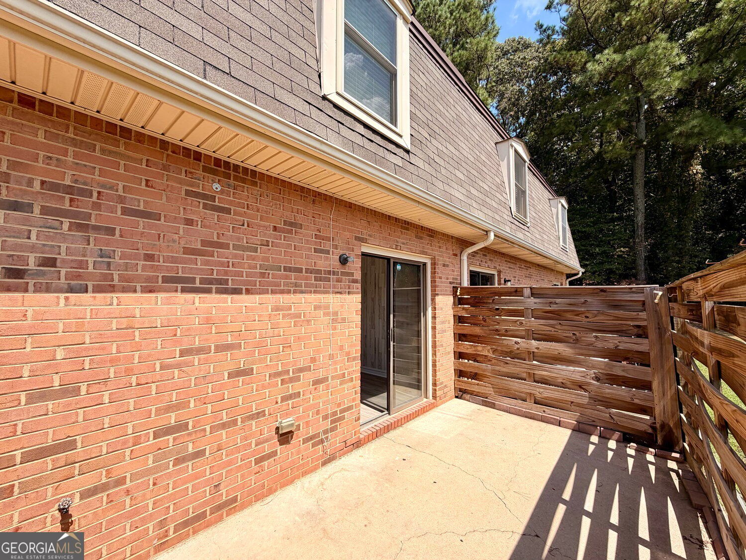 3925 Mountain View Road # E3 Property Photo 9