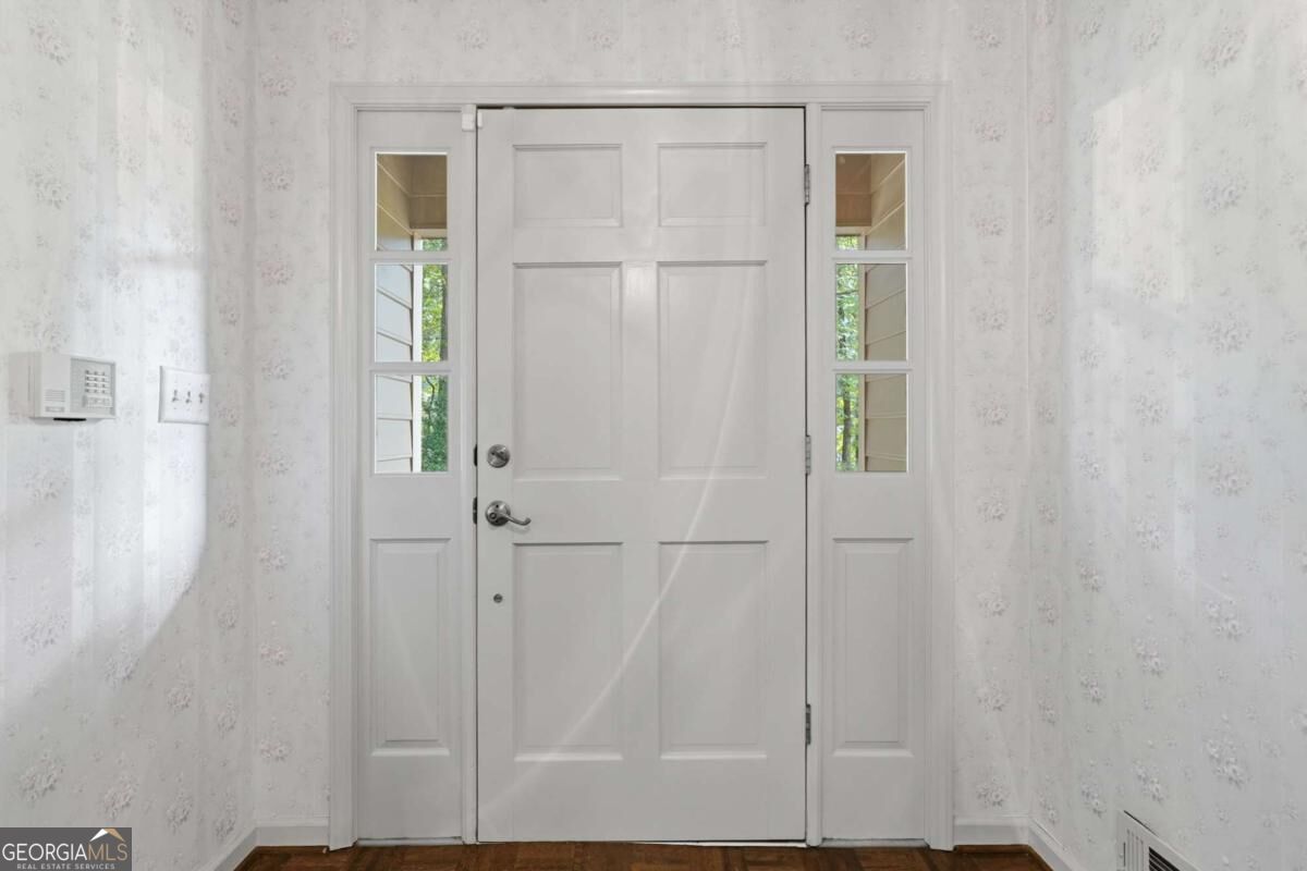 6100 Fords Road Nw Property Photo 12