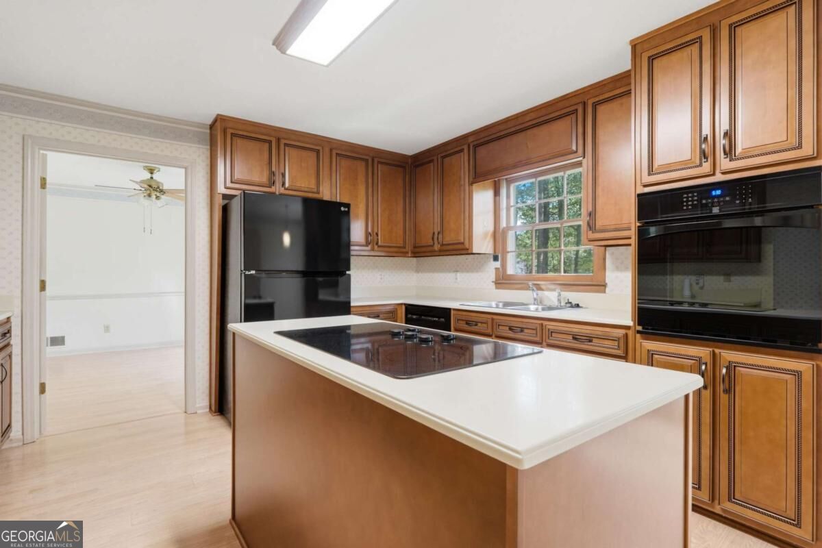 6100 Fords Road Nw Property Photo 17