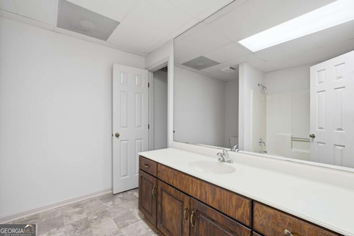 6100 Fords Road Nw Property Photo 43