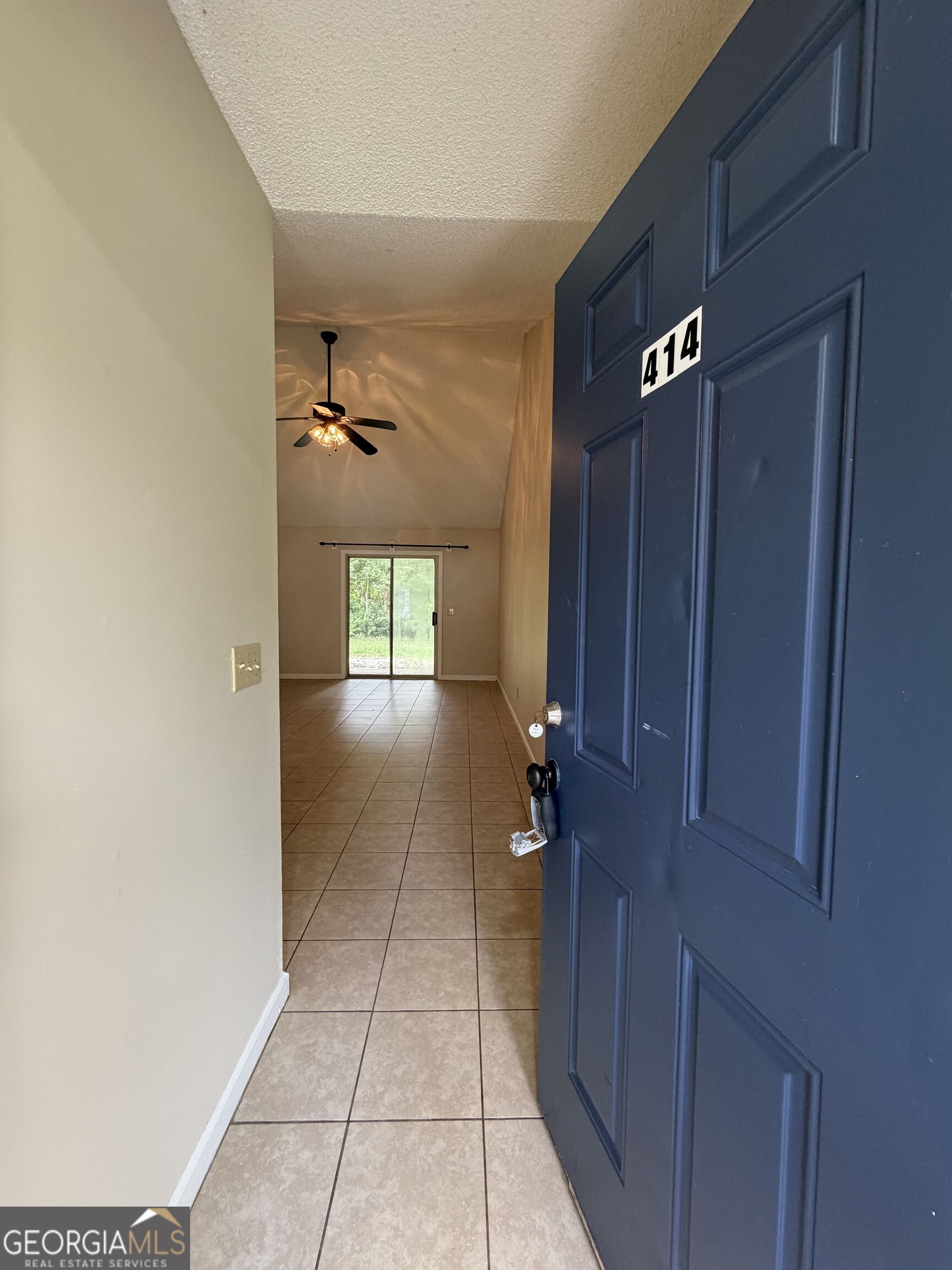 414 Admirals Walk Drive Property Photo 2