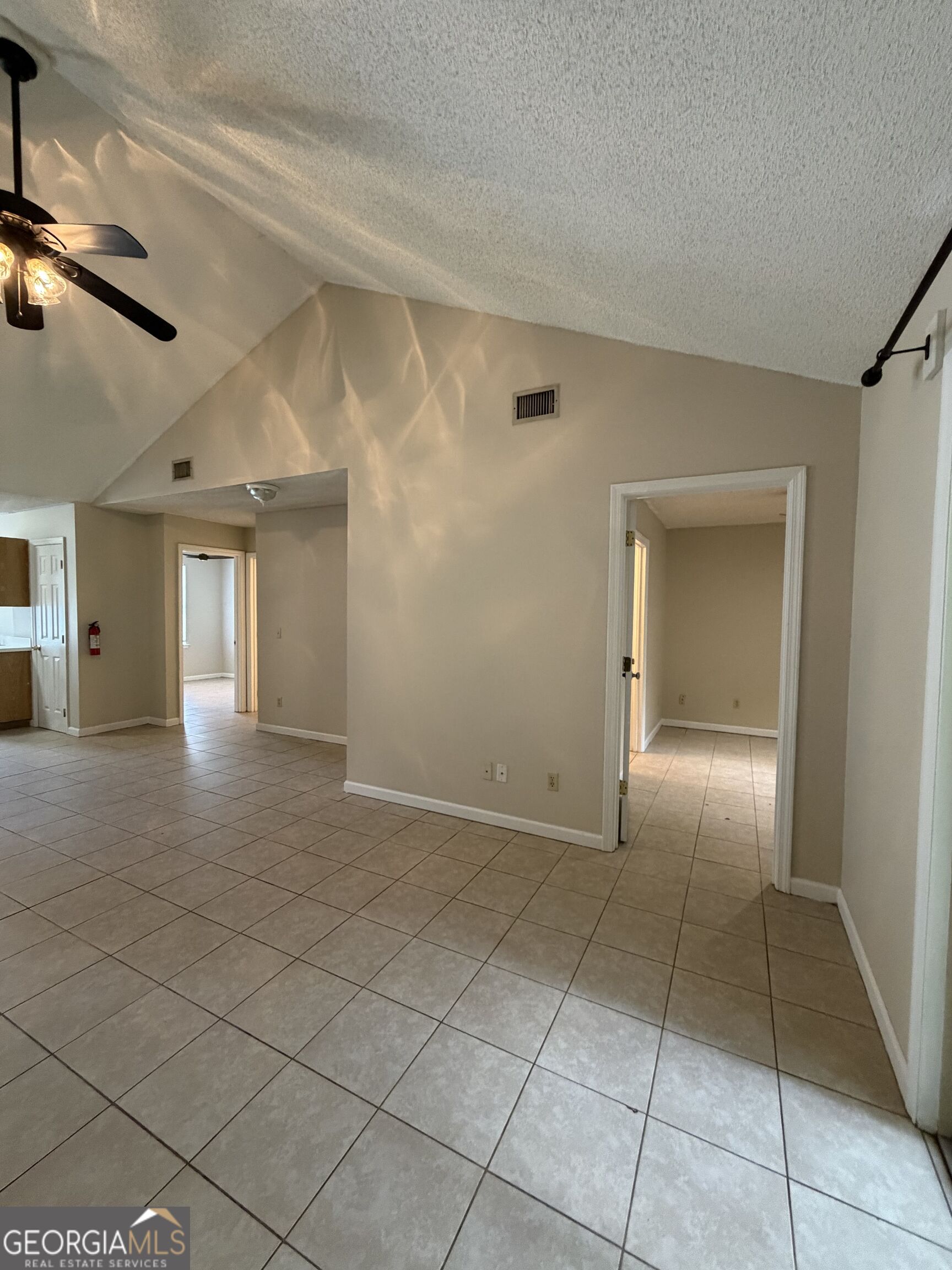 414 Admirals Walk Drive Property Photo 5