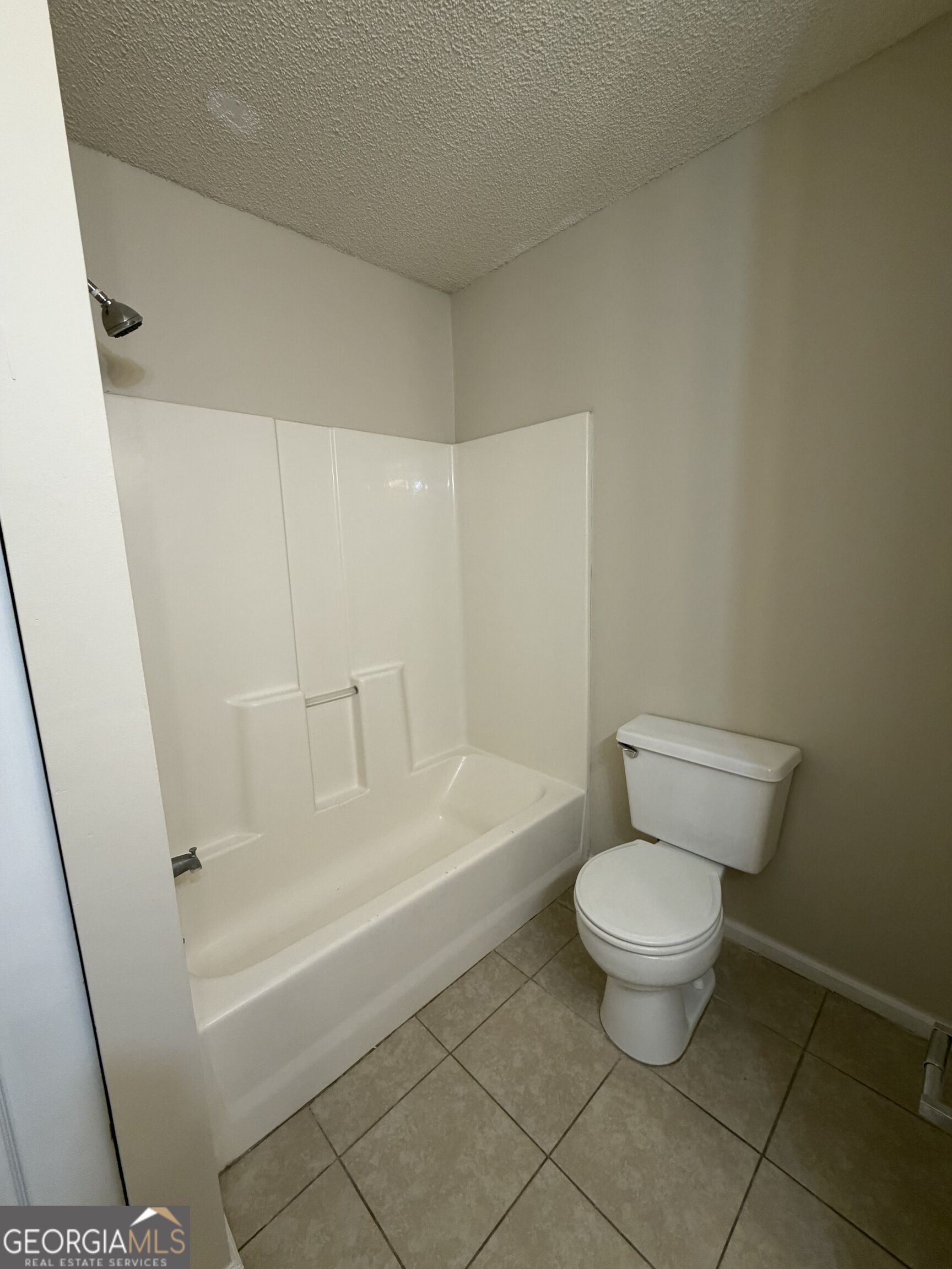 414 Admirals Walk Drive Property Photo 17