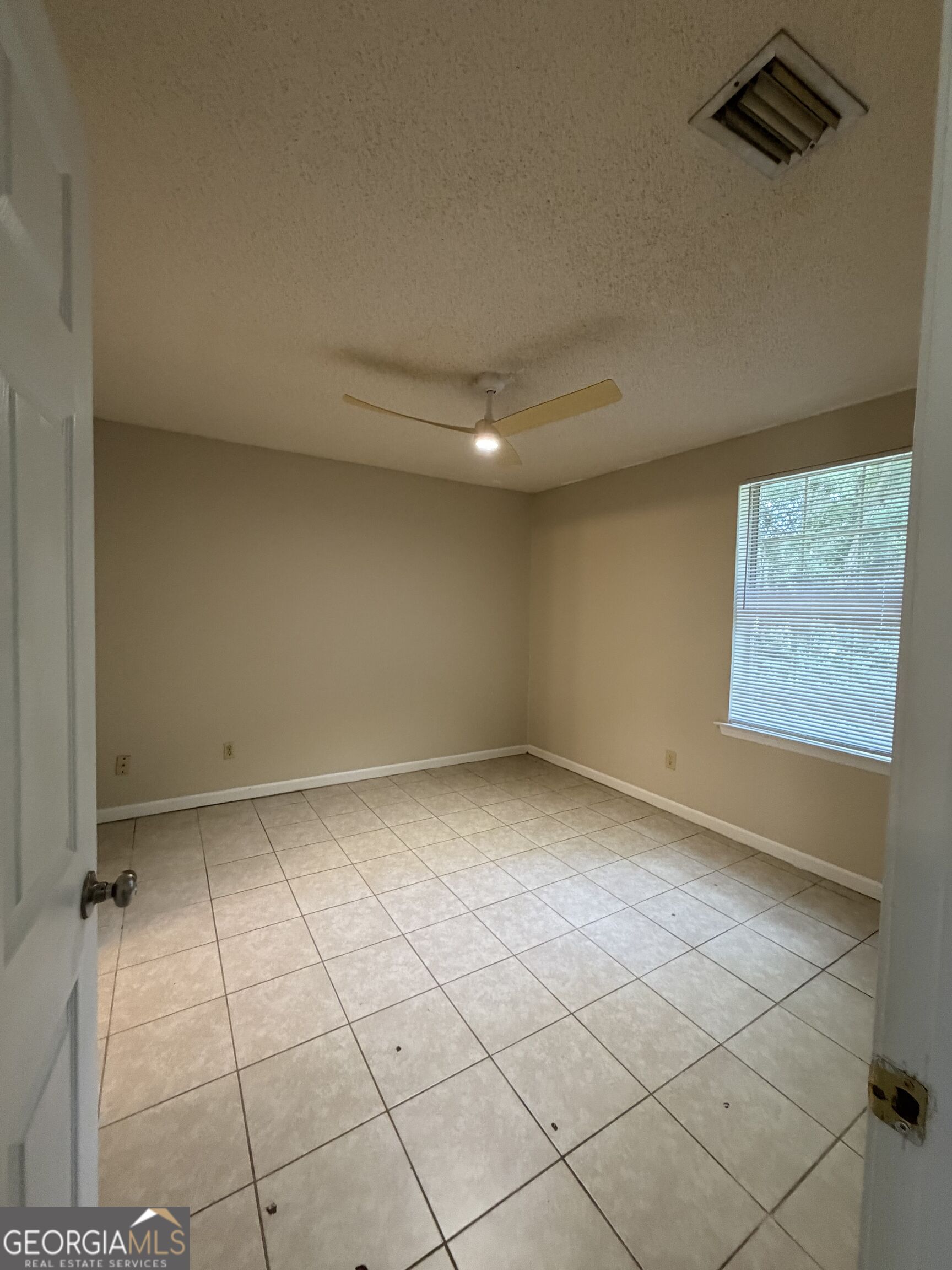 414 Admirals Walk Drive Property Photo 21
