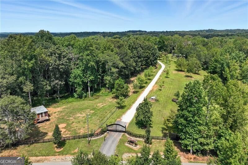 731 Borders Road Property Photo 3