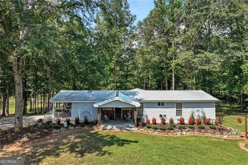 731 Borders Road Property Photo 6