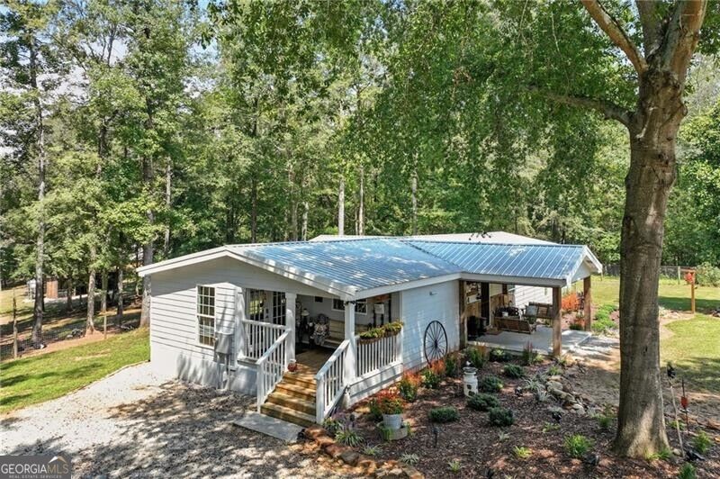 731 Borders Road Property Photo 7