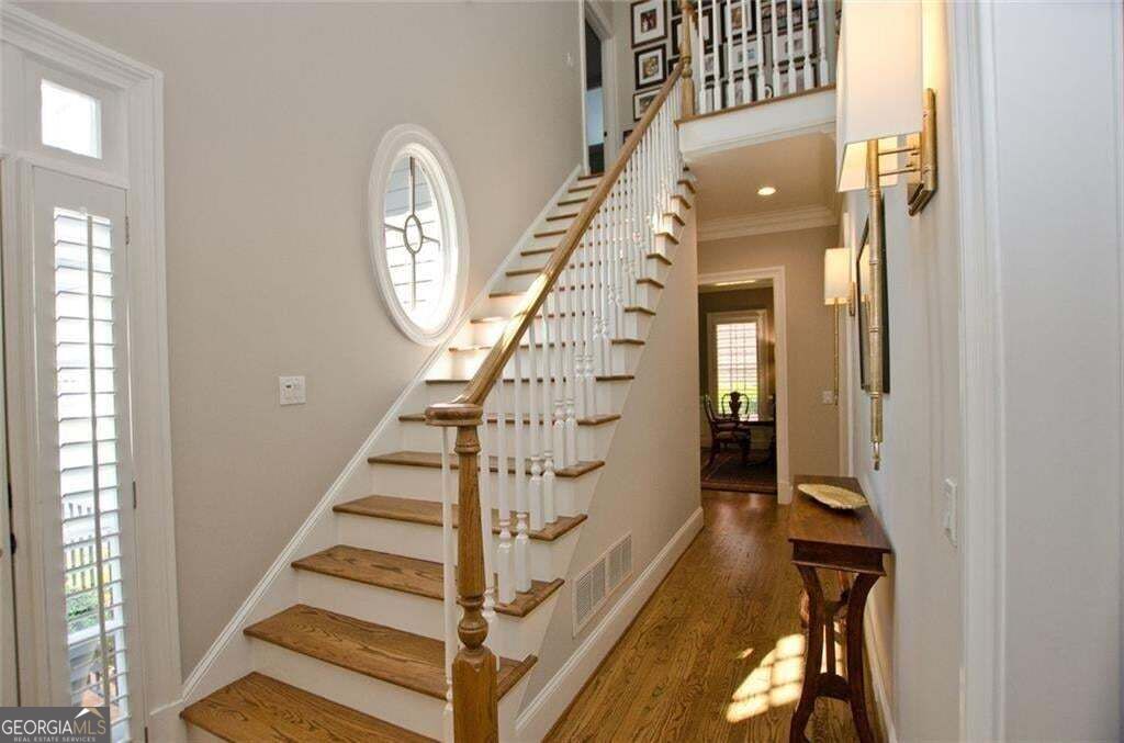 3440 Paces Ferry Circle Se Property Photo 12