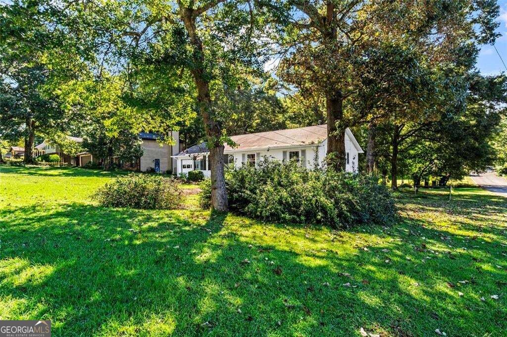 145 Carriage Circle Property Photo 3