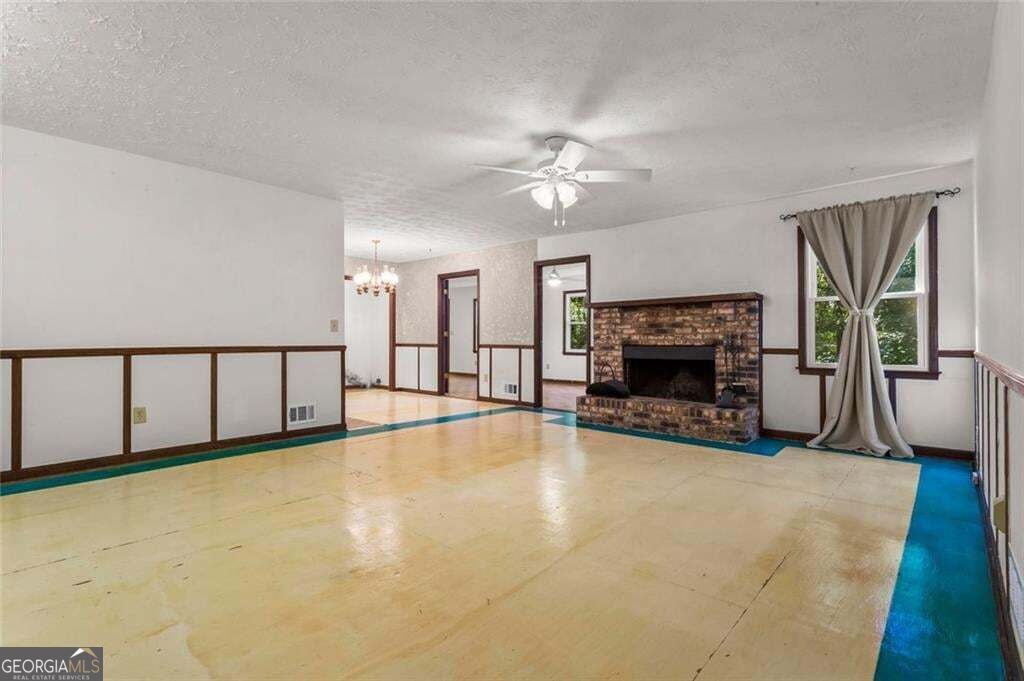 145 Carriage Circle Property Photo 6