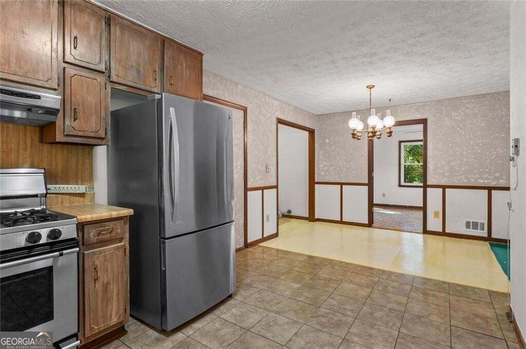 145 Carriage Circle Property Photo 9