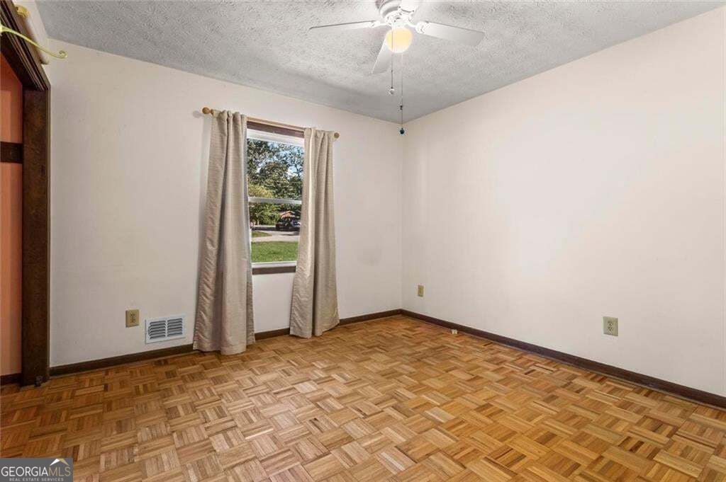 145 Carriage Circle Property Photo 19