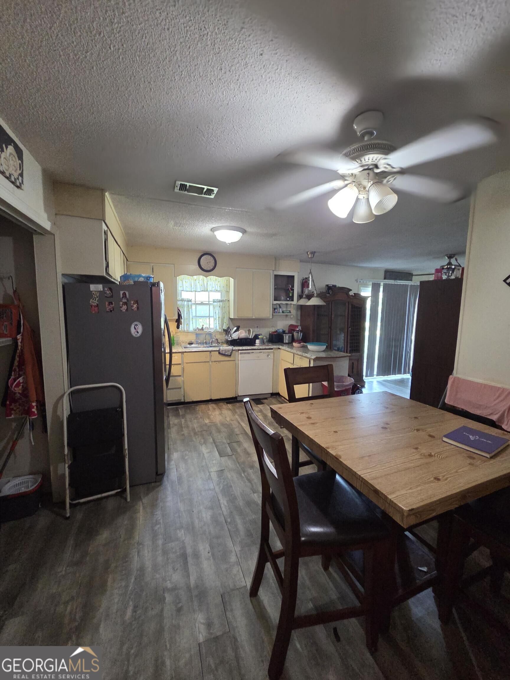 95 Knightsvue Place Property Photo 27