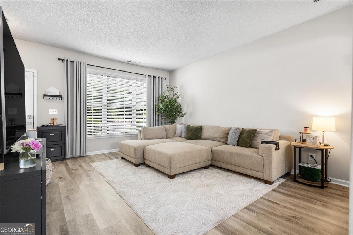 41 Devonshire Court Property Photo 11