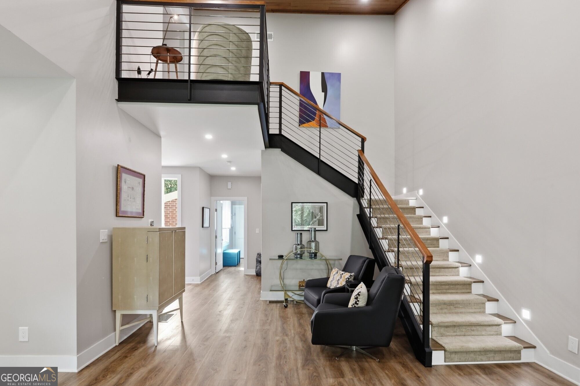 3998 Columns Drive Property Photo 16